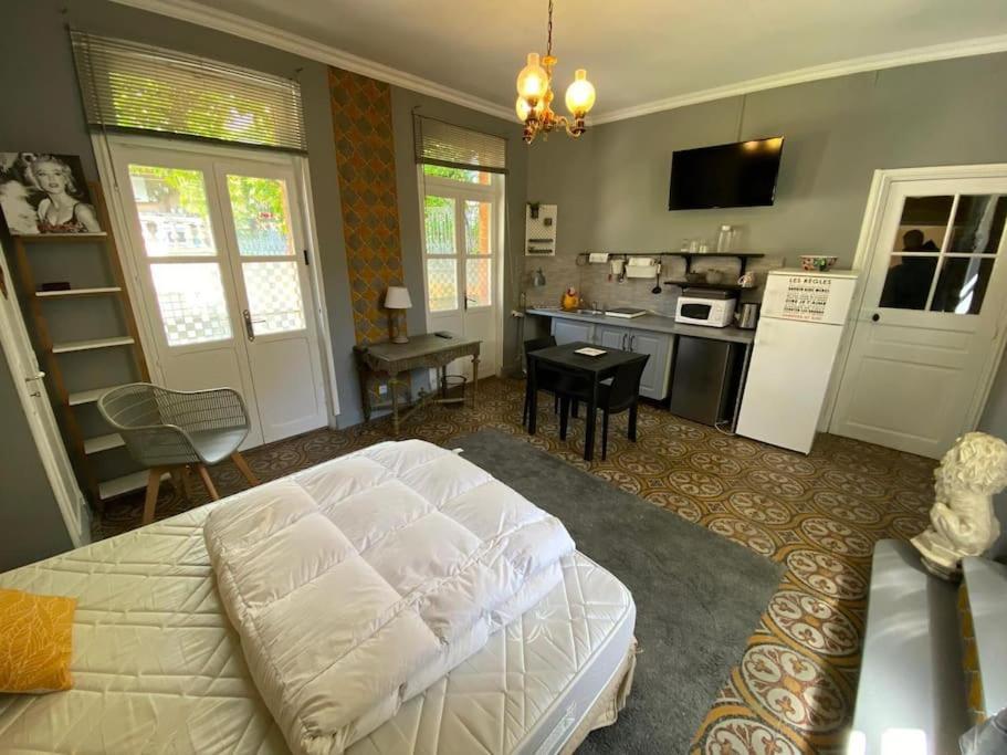 Cote Cite Appartements - Parking Prive - 100M Cite Medievale 카르카손 외부 사진